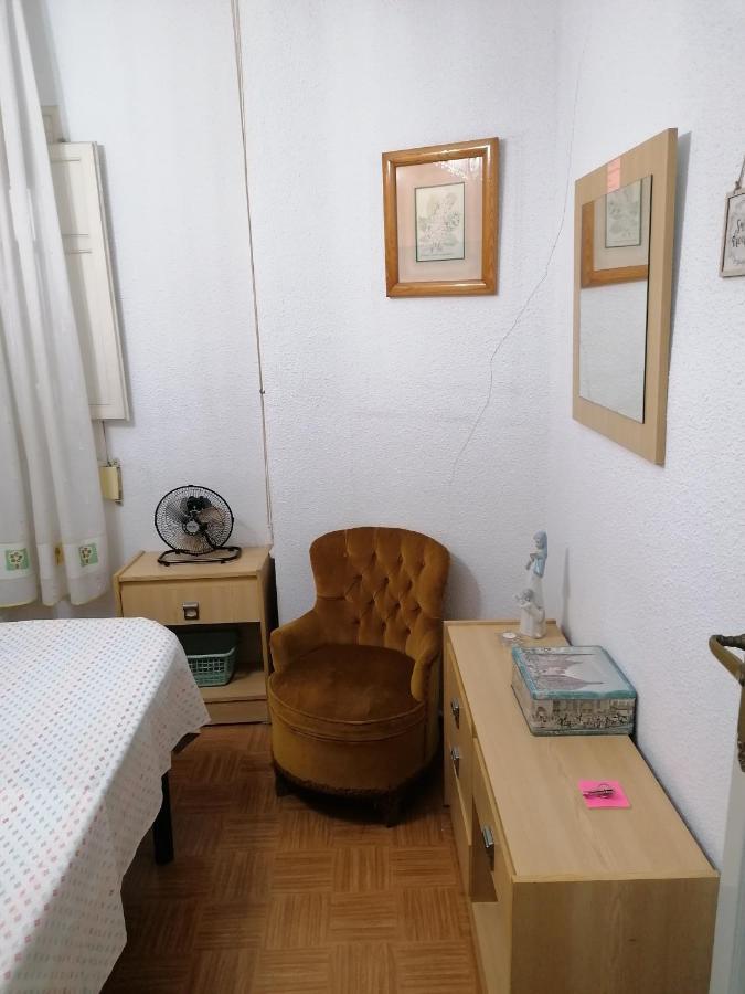 Mary'S Rooms Low Cost Валенсия Екстериор снимка